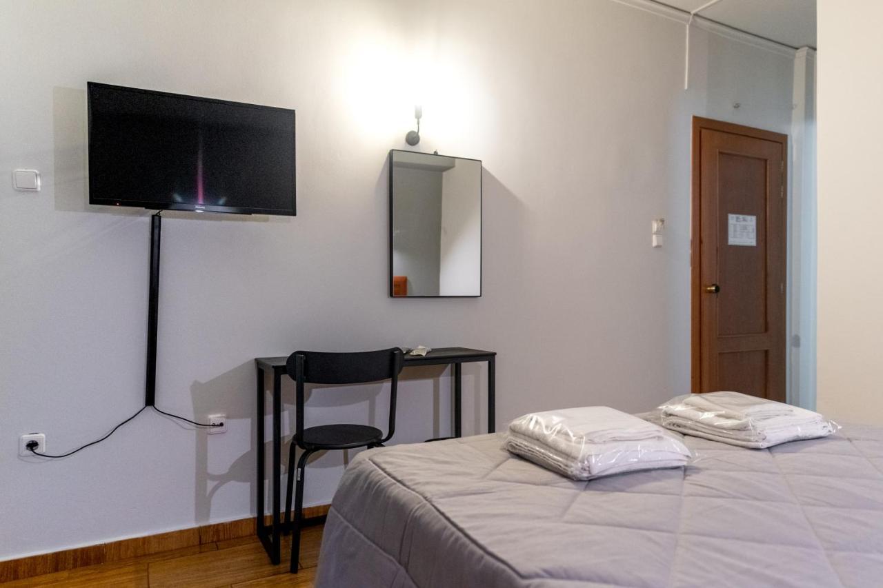 Stalis Hotel Атина Екстериор снимка
