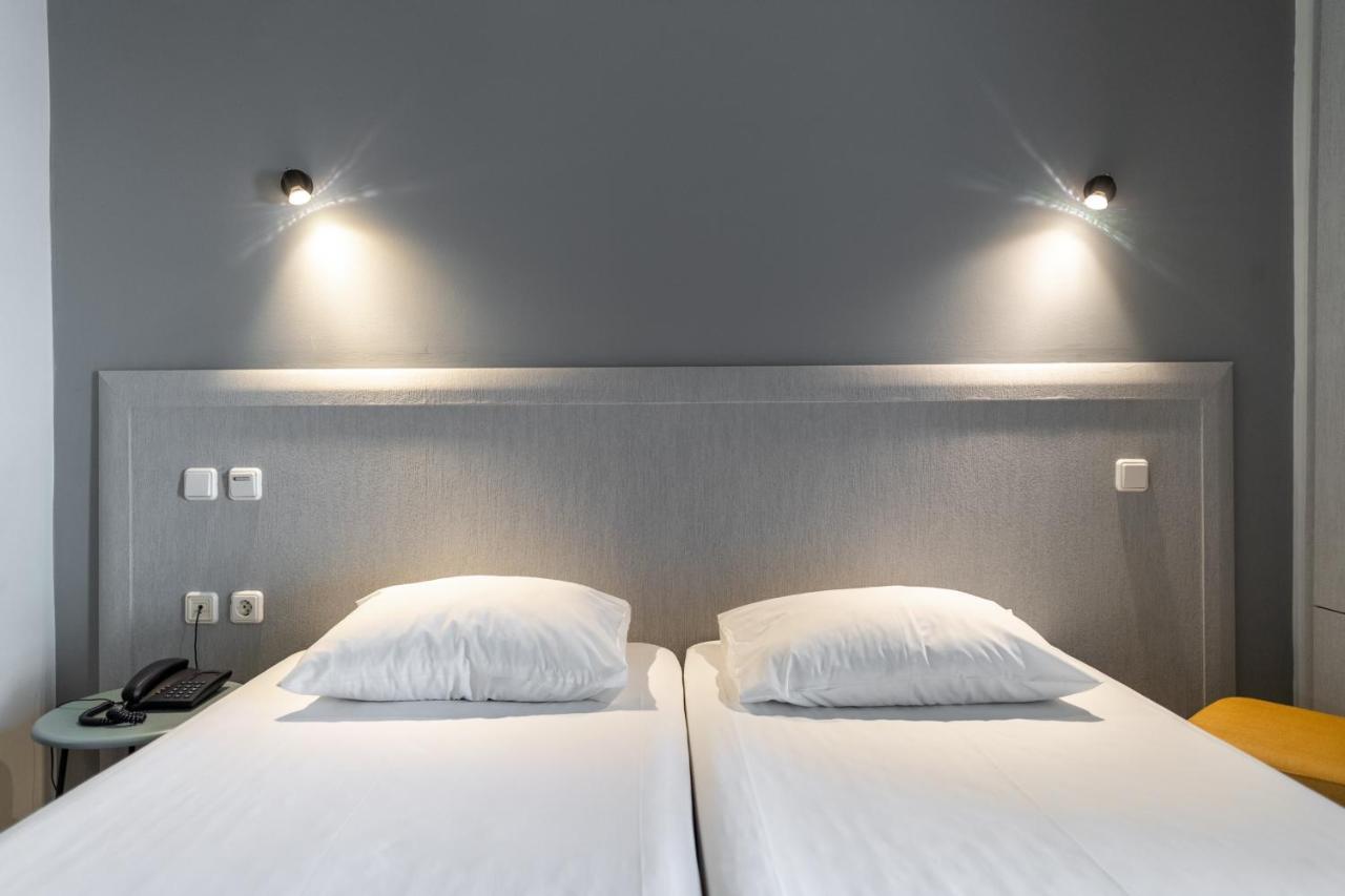 Stalis Hotel Атина Екстериор снимка