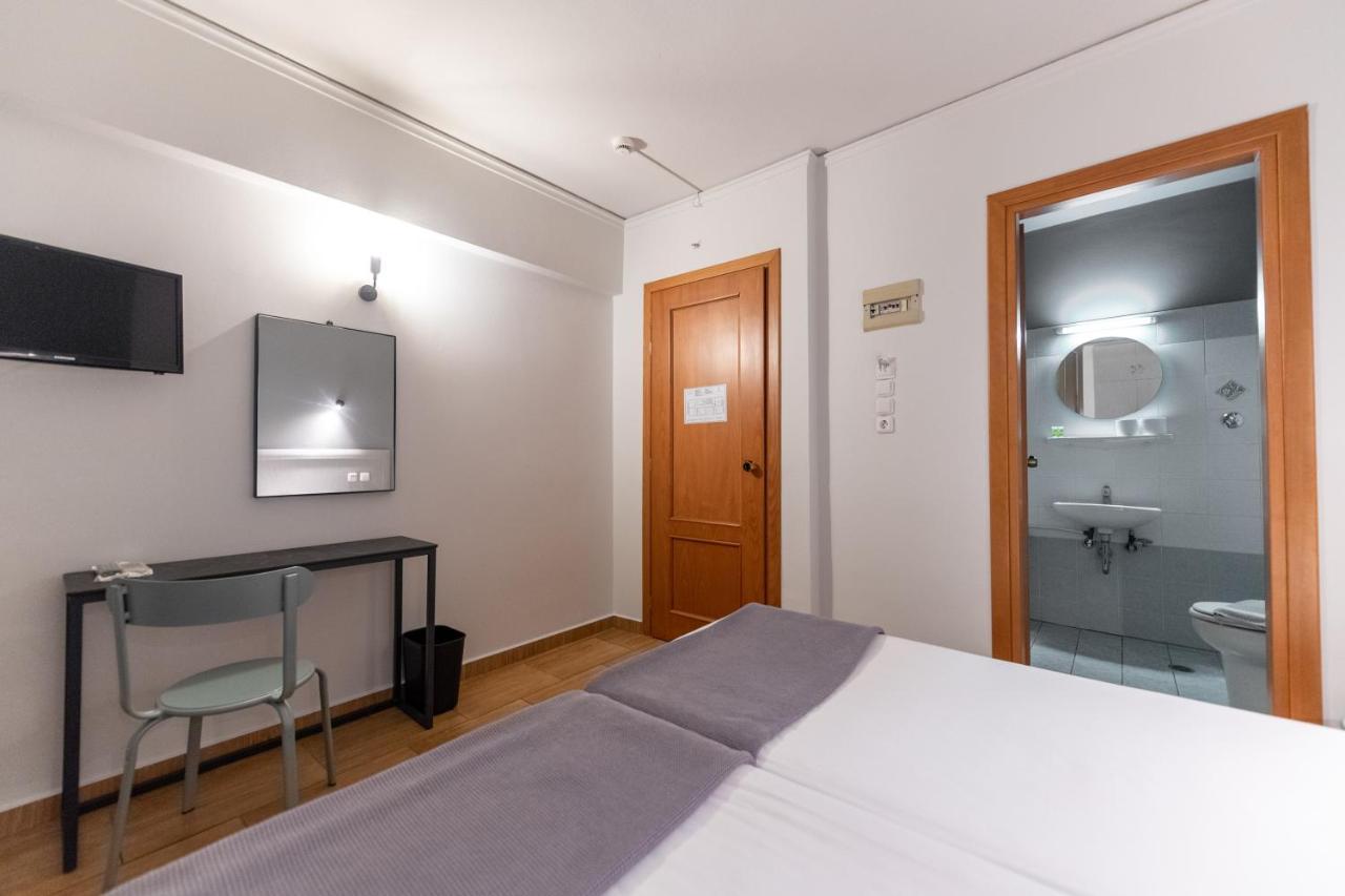 Stalis Hotel Атина Екстериор снимка