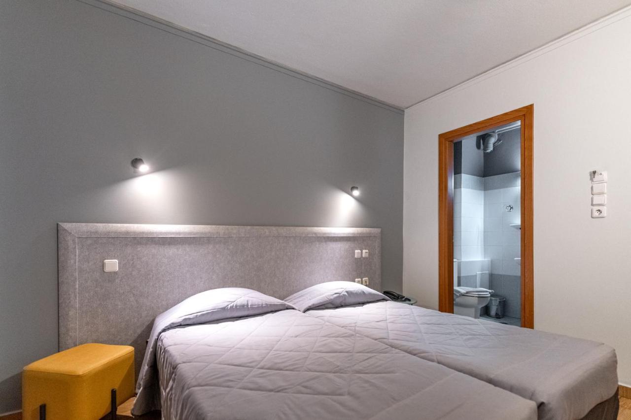 Stalis Hotel Атина Екстериор снимка