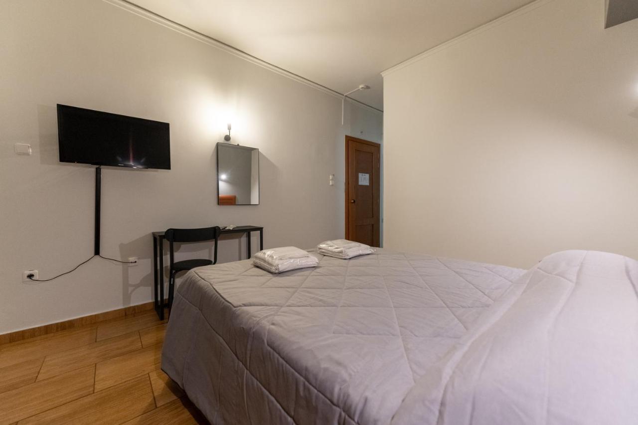 Stalis Hotel Атина Екстериор снимка
