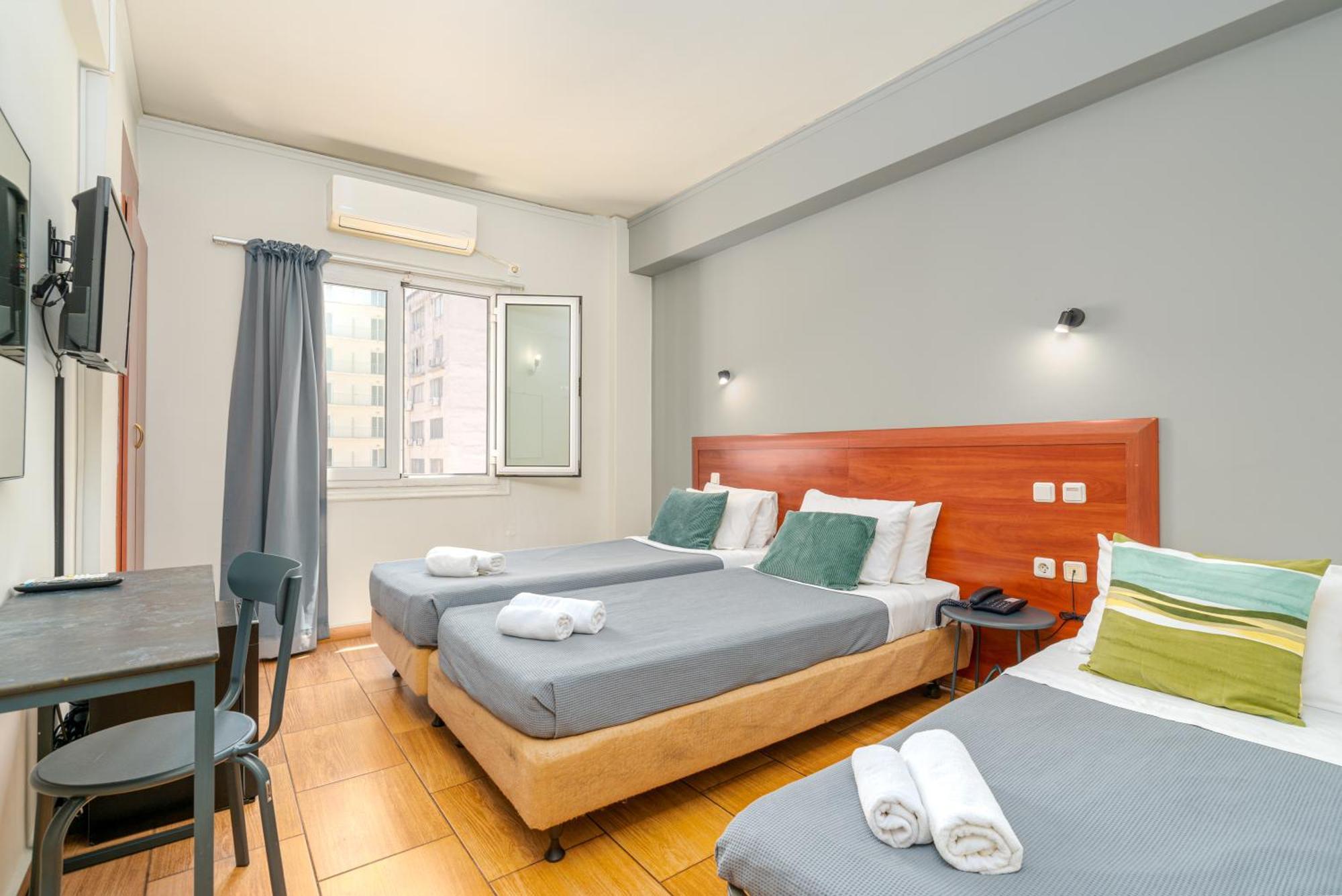 Stalis Hotel Атина Екстериор снимка