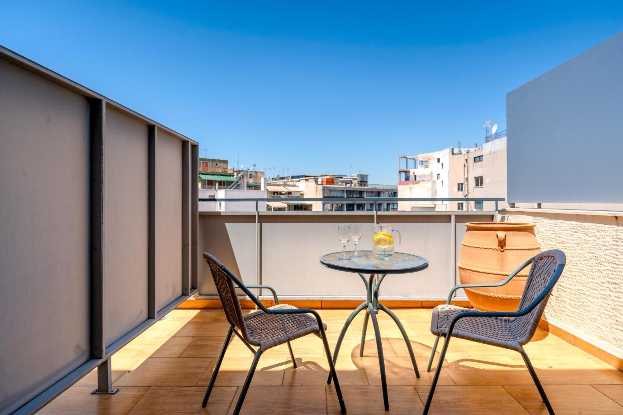 Stalis Hotel Атина Екстериор снимка